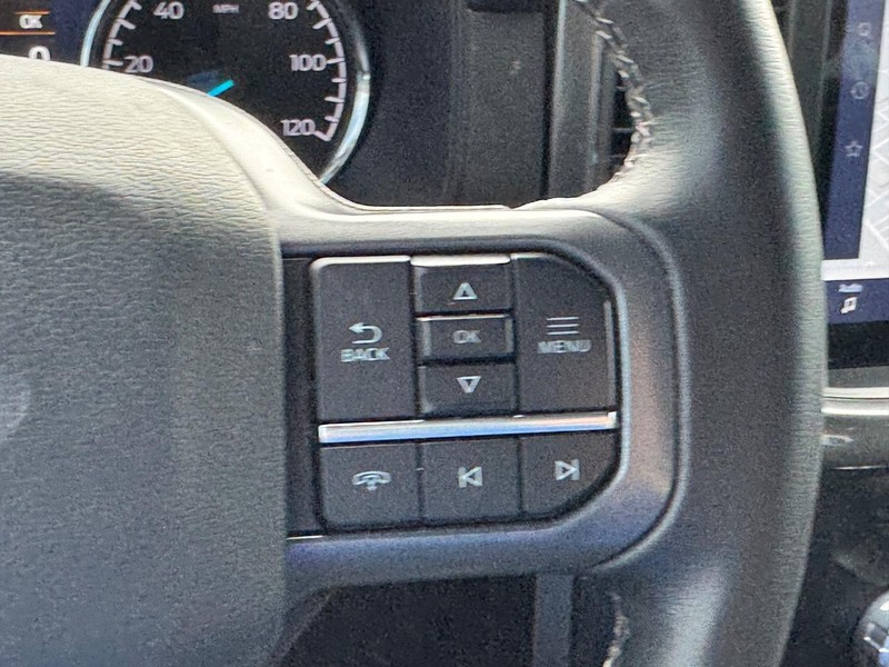 Ford F-150 Vehicle Full-screen Gallery Image 21
