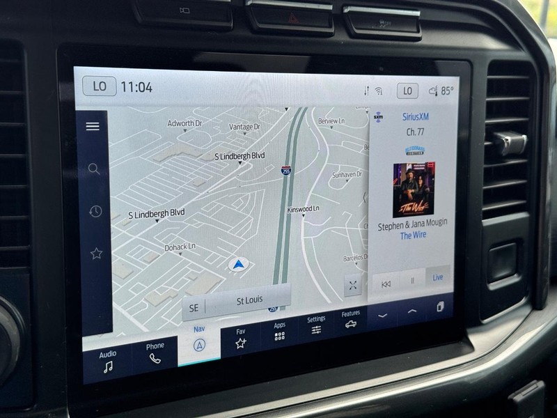 Ford F-150 Vehicle Full-screen Gallery Image 22