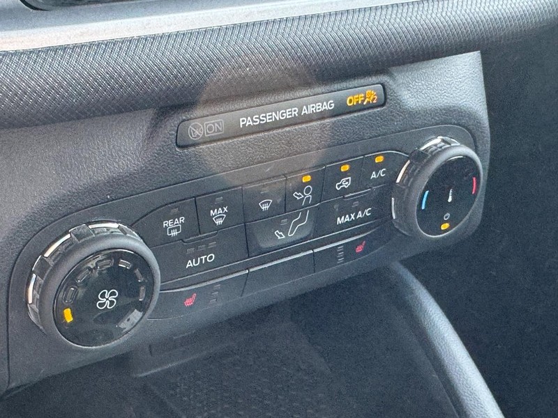 Ford Bronco Sport Vehicle Full-screen Gallery Image 19