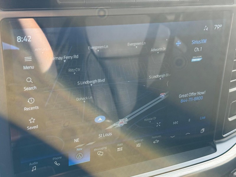 Ford F-150 Vehicle Full-screen Gallery Image 25