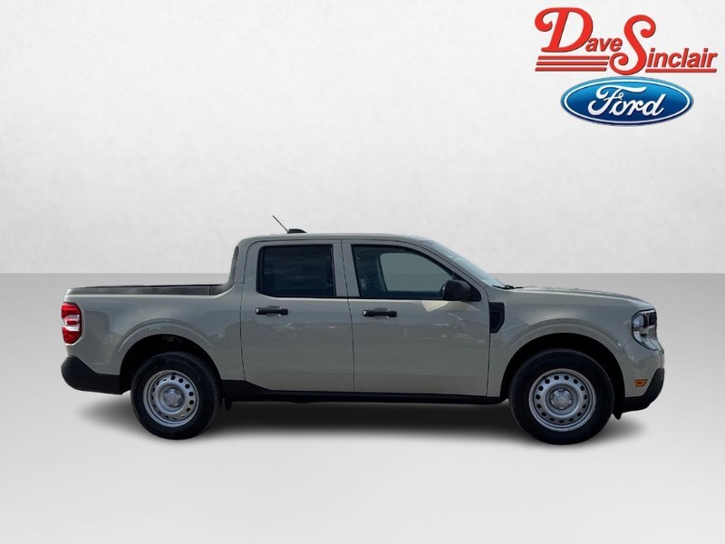 Ford Maverick Vehicle Full-screen Gallery Image 05