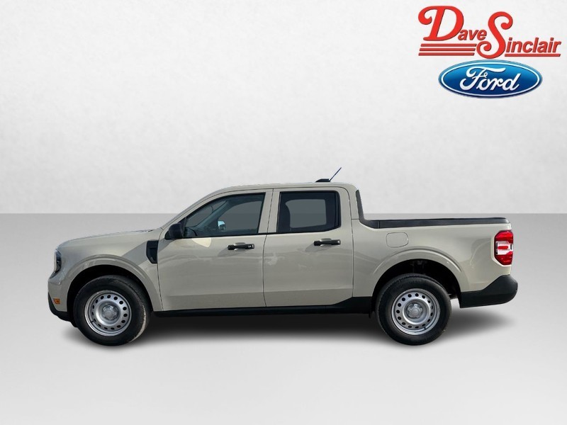 Ford Maverick Vehicle Full-screen Gallery Image 10