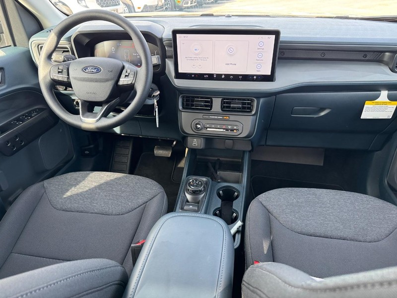 Ford Maverick Vehicle Full-screen Gallery Image 14