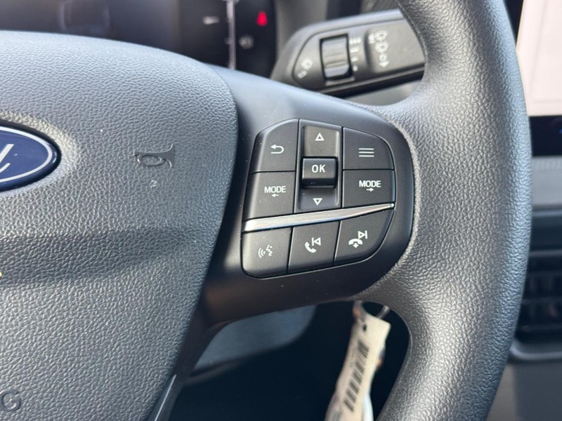 Ford Maverick Vehicle Full-screen Gallery Image 22