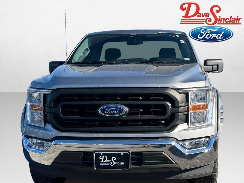 Ford F-150 Vehicle Full-screen Gallery Image 02