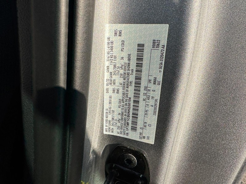 Ford F-150 Vehicle Full-screen Gallery Image 28
