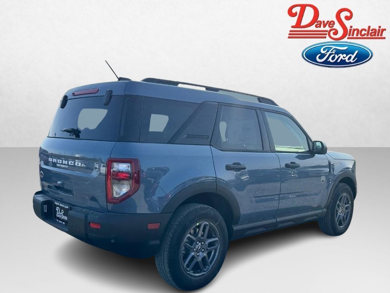 Ford Bronco Sport Vehicle Full-screen Gallery Image 07