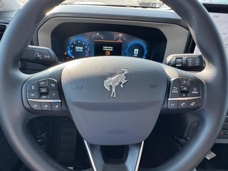 Ford Bronco Sport Vehicle Full-screen Gallery Image 20