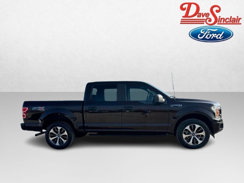 Ford F-150 Vehicle Full-screen Gallery Image 05