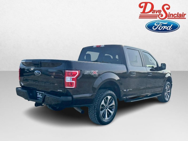 Ford F-150 Vehicle Full-screen Gallery Image 07