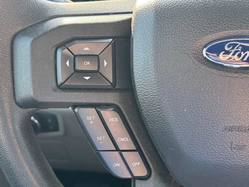 Ford F-150 Vehicle Full-screen Gallery Image 20