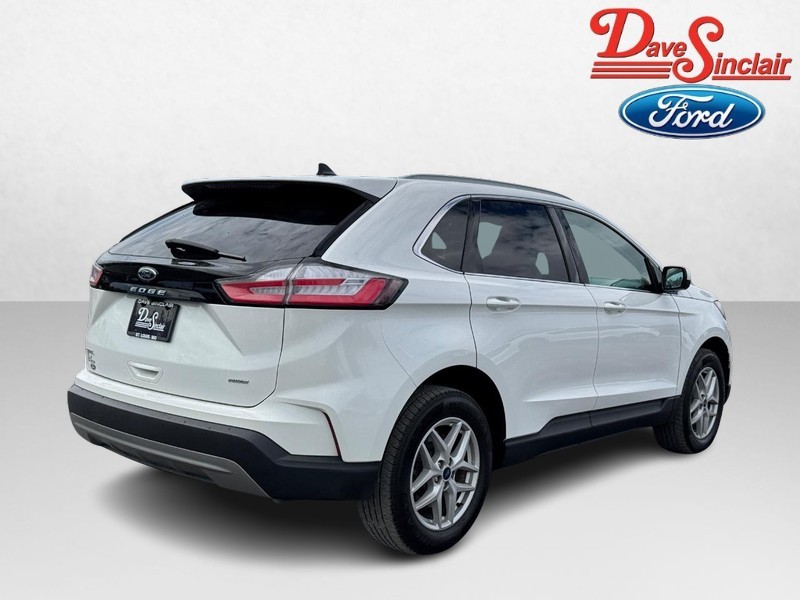 Ford Edge Vehicle Full-screen Gallery Image 07