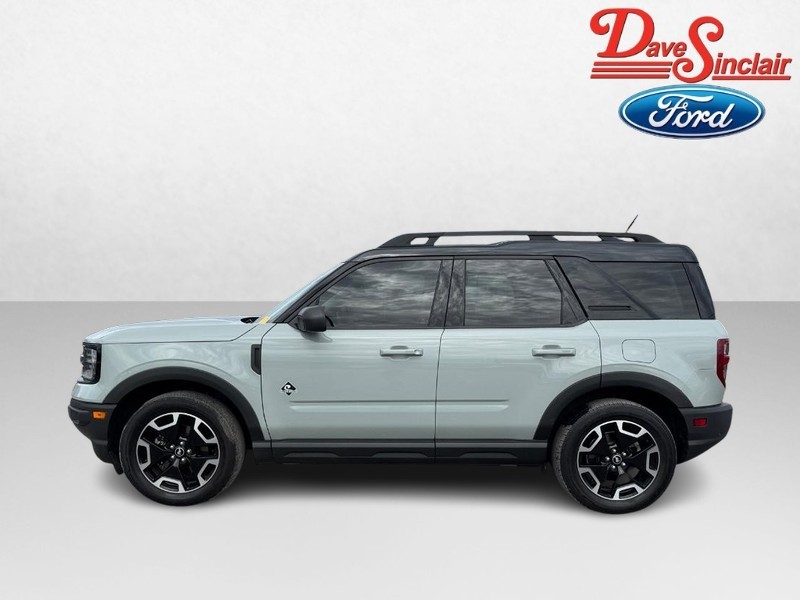 Ford Bronco Sport Vehicle Full-screen Gallery Image 10