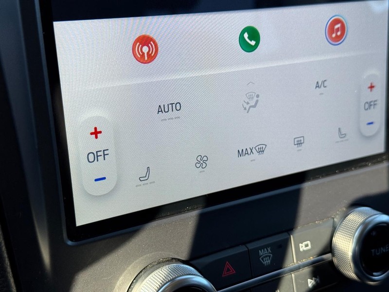 Ford Edge Vehicle Full-screen Gallery Image 22