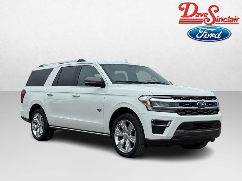 Ford Expedition Max Vehicle Full-screen Gallery Image 04