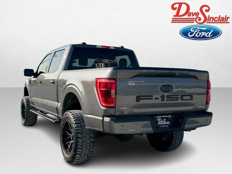 Ford F-150 Vehicle Full-screen Gallery Image 09