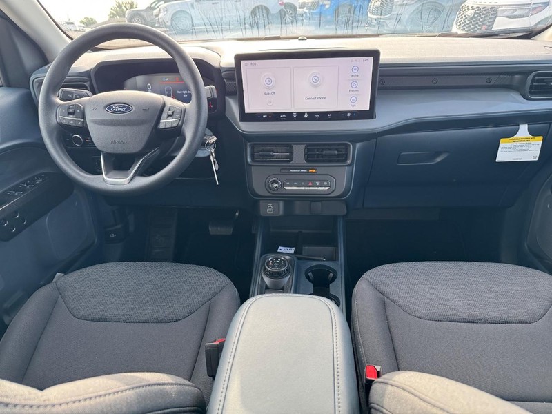 Ford Maverick Vehicle Full-screen Gallery Image 14