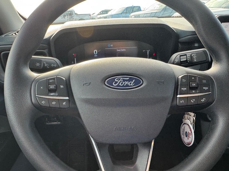 Ford Maverick Vehicle Full-screen Gallery Image 20