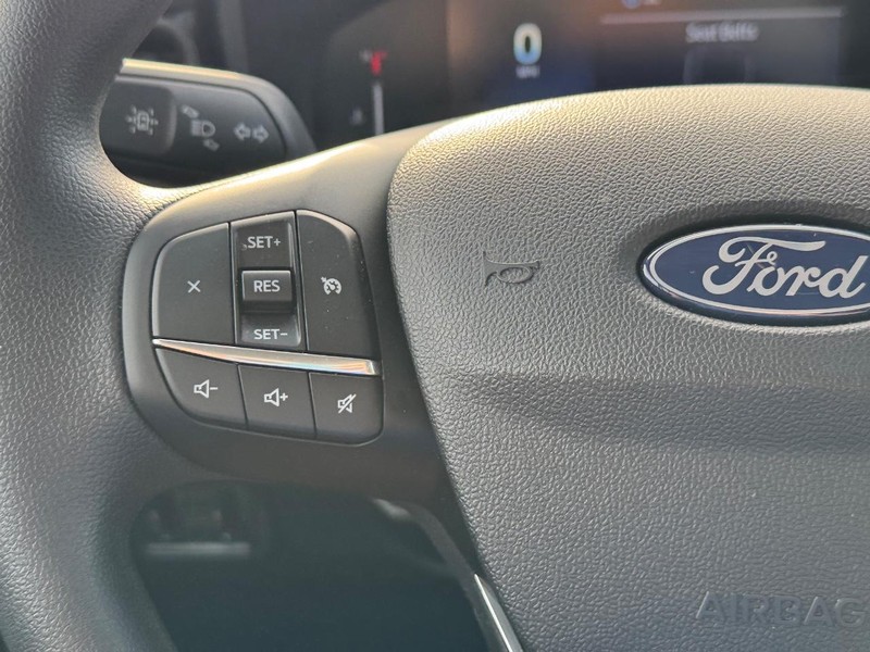 Ford Maverick Vehicle Full-screen Gallery Image 21