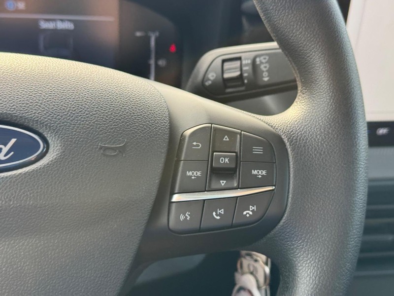 Ford Maverick Vehicle Full-screen Gallery Image 22