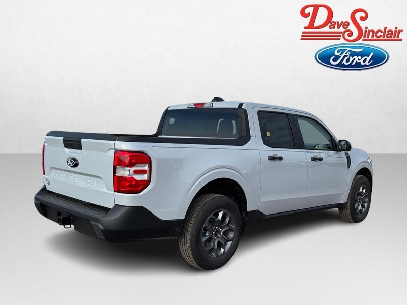 Ford Maverick Vehicle Full-screen Gallery Image 07