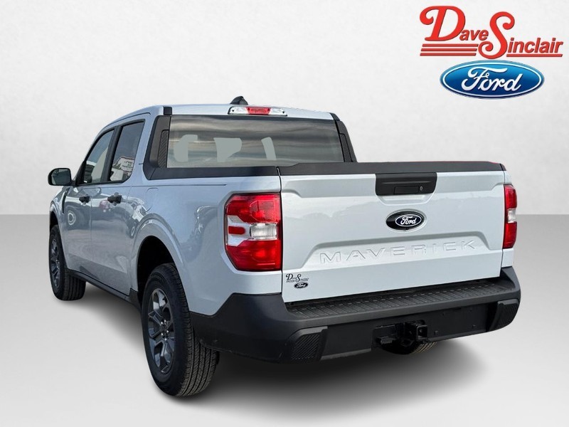 Ford Maverick Vehicle Full-screen Gallery Image 09
