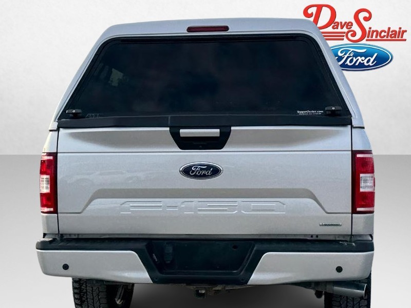 Ford F-150 Vehicle Full-screen Gallery Image 08