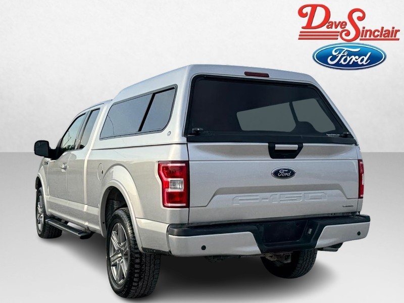 Ford F-150 Vehicle Full-screen Gallery Image 09