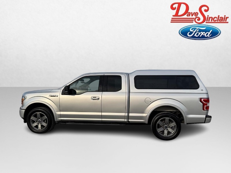 Ford F-150 Vehicle Full-screen Gallery Image 10
