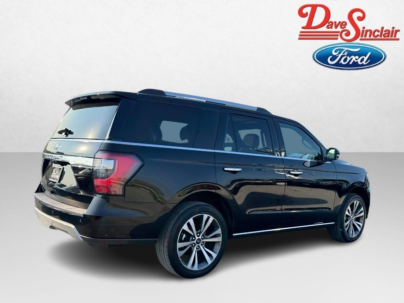 Ford Expedition Vehicle Full-screen Gallery Image 08