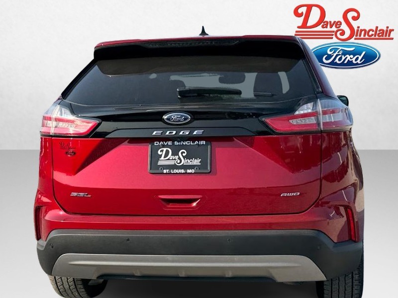 Ford Edge Vehicle Full-screen Gallery Image 08