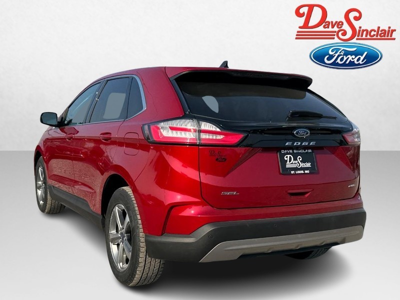 Ford Edge Vehicle Full-screen Gallery Image 09