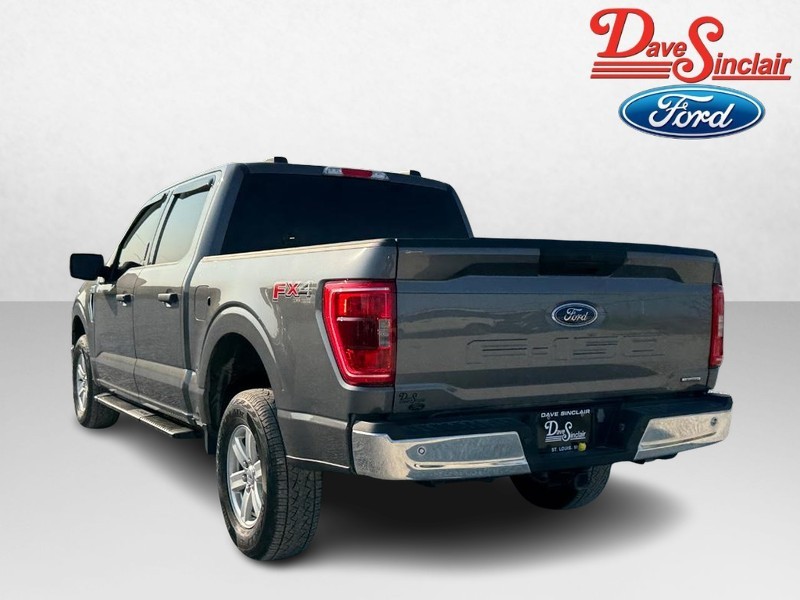Ford F-150 Vehicle Full-screen Gallery Image 09