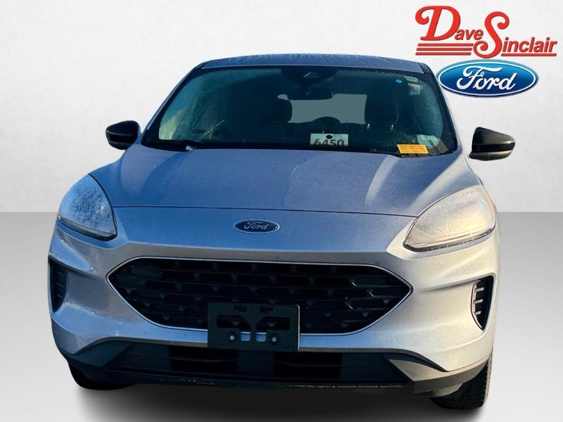 Ford Escape Vehicle Full-screen Gallery Image 02