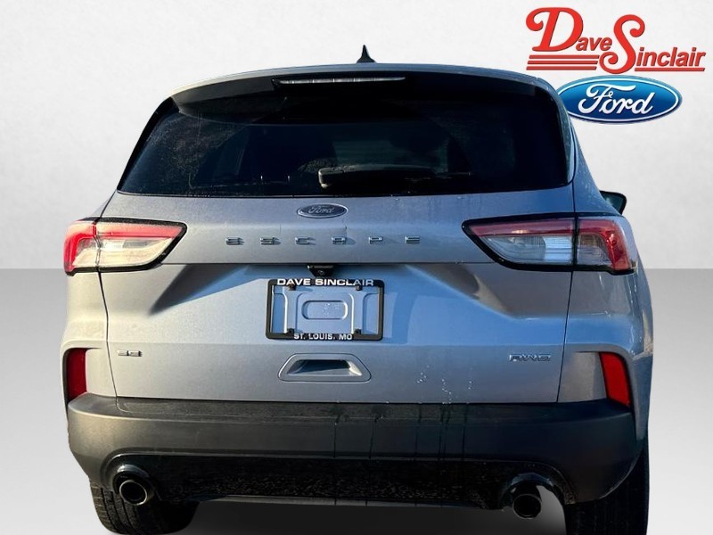 Ford Escape Vehicle Full-screen Gallery Image 08