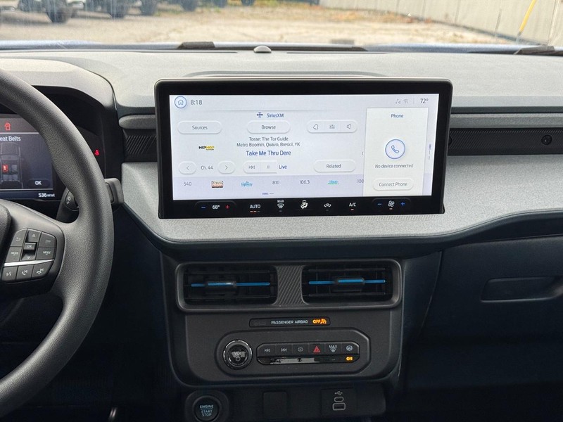 Ford Maverick Vehicle Full-screen Gallery Image 15