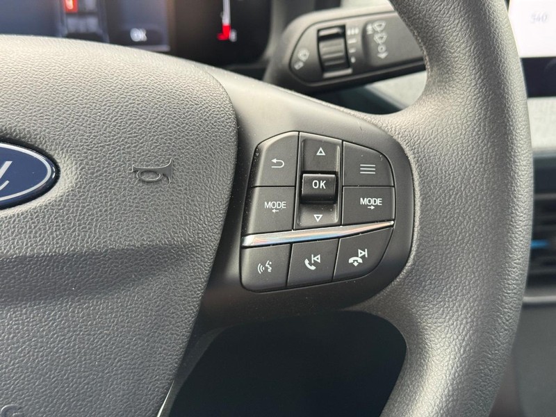 Ford Maverick Vehicle Full-screen Gallery Image 21