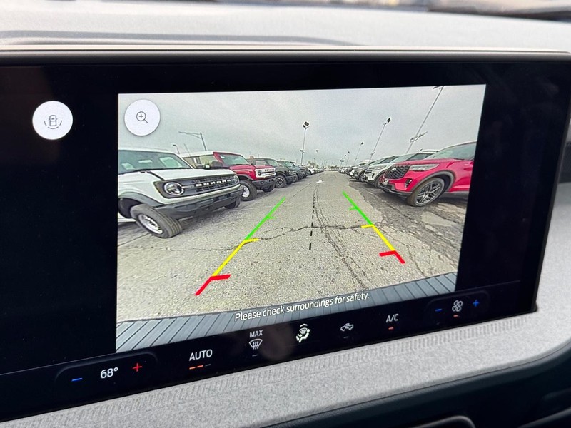 Ford Maverick Vehicle Full-screen Gallery Image 22