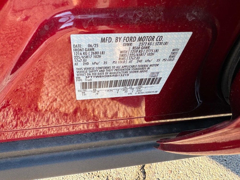 Ford Maverick Vehicle Full-screen Gallery Image 23