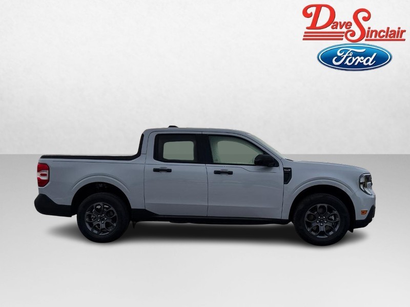 Ford Maverick Vehicle Full-screen Gallery Image 05