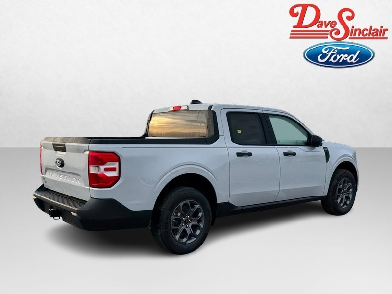 Ford Maverick Vehicle Full-screen Gallery Image 07