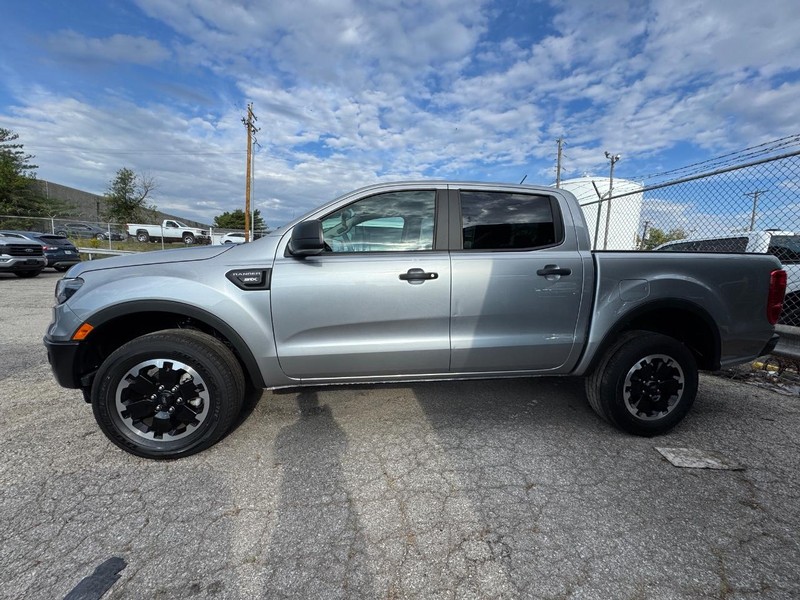 Ford Ranger Vehicle Full-screen Gallery Image 11