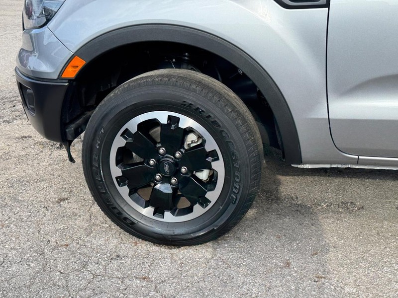 Ford Ranger Vehicle Full-screen Gallery Image 12
