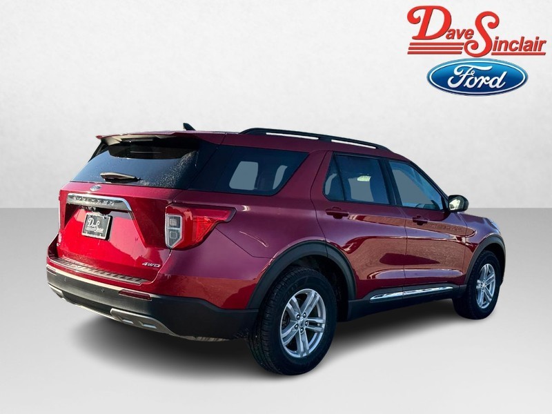 Ford Explorer Vehicle Full-screen Gallery Image 07