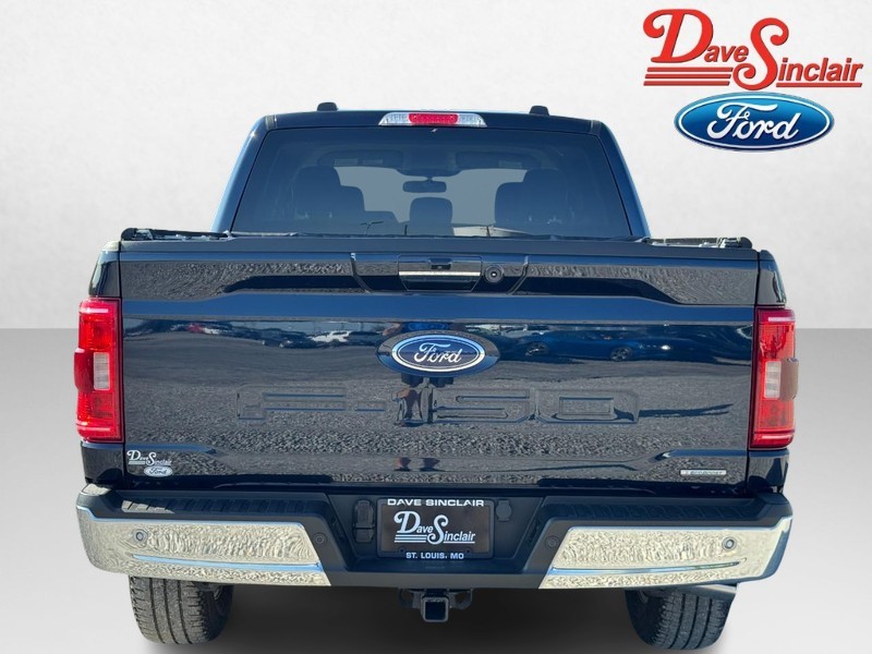 Ford F-150 Vehicle Full-screen Gallery Image 08