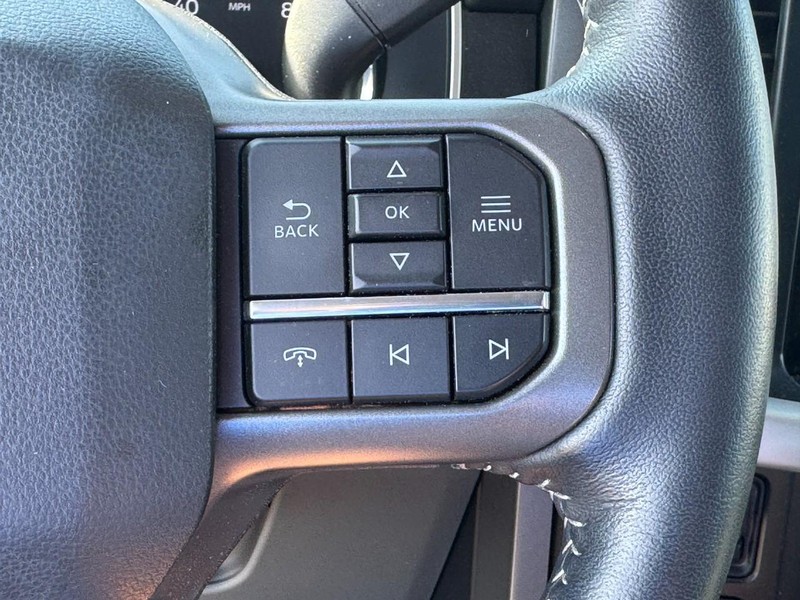 Ford F-150 Vehicle Full-screen Gallery Image 20