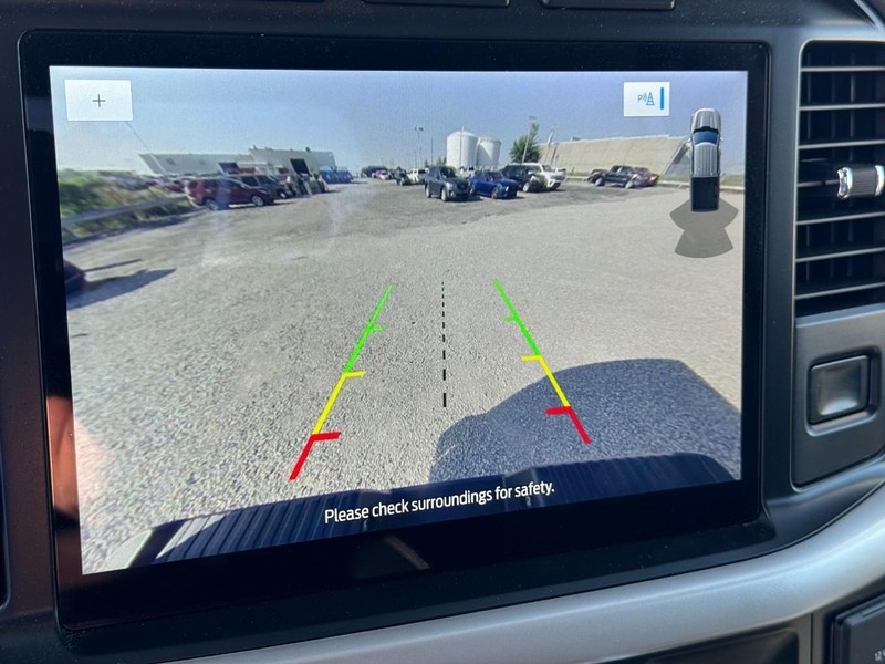Ford F-150 Vehicle Full-screen Gallery Image 21