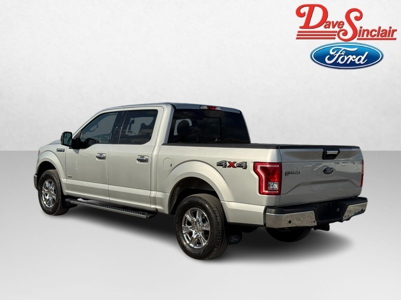 Ford F-150 Vehicle Full-screen Gallery Image 09