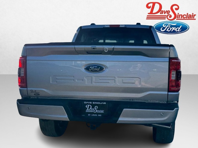Ford F-150 Vehicle Full-screen Gallery Image 08