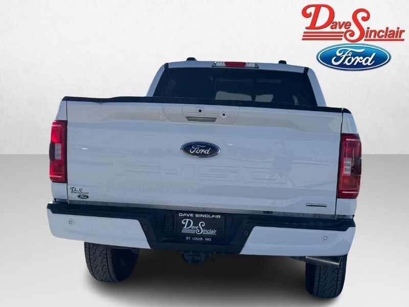 Ford F-150 Vehicle Full-screen Gallery Image 08